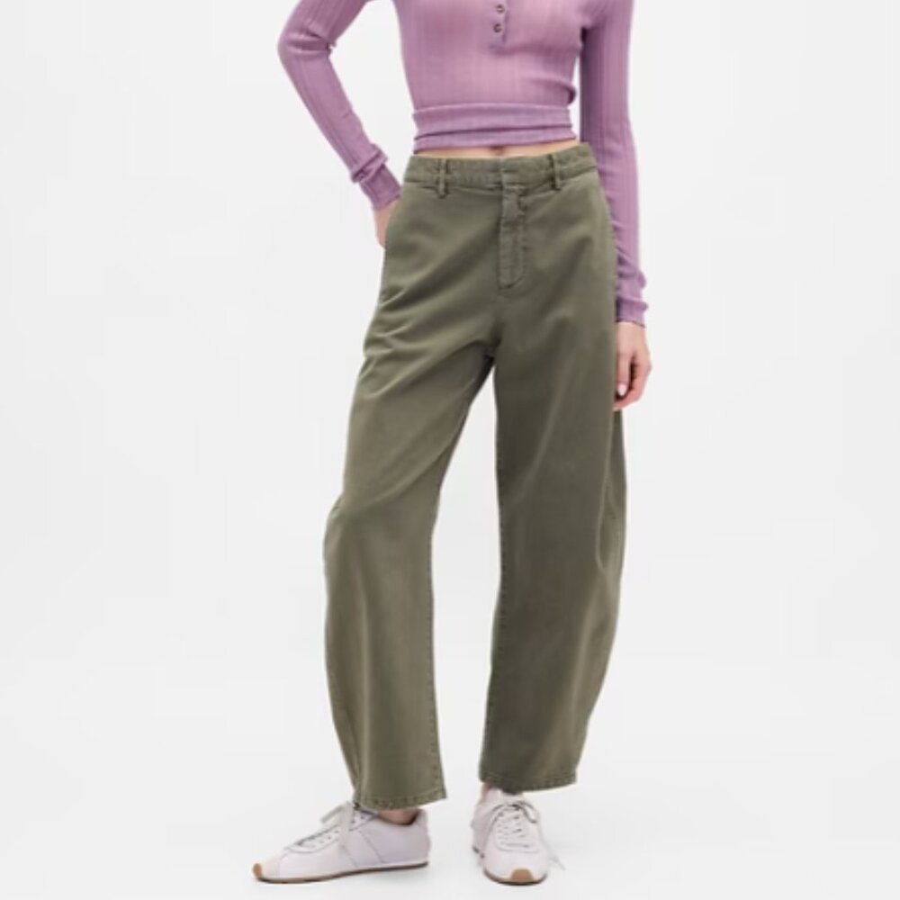 Gap Mid Rise Twill Barrel Pants